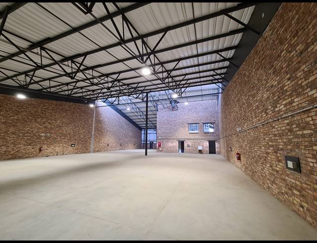 1,756M² WAREHOUSE TO LET IN RIVERSANDS